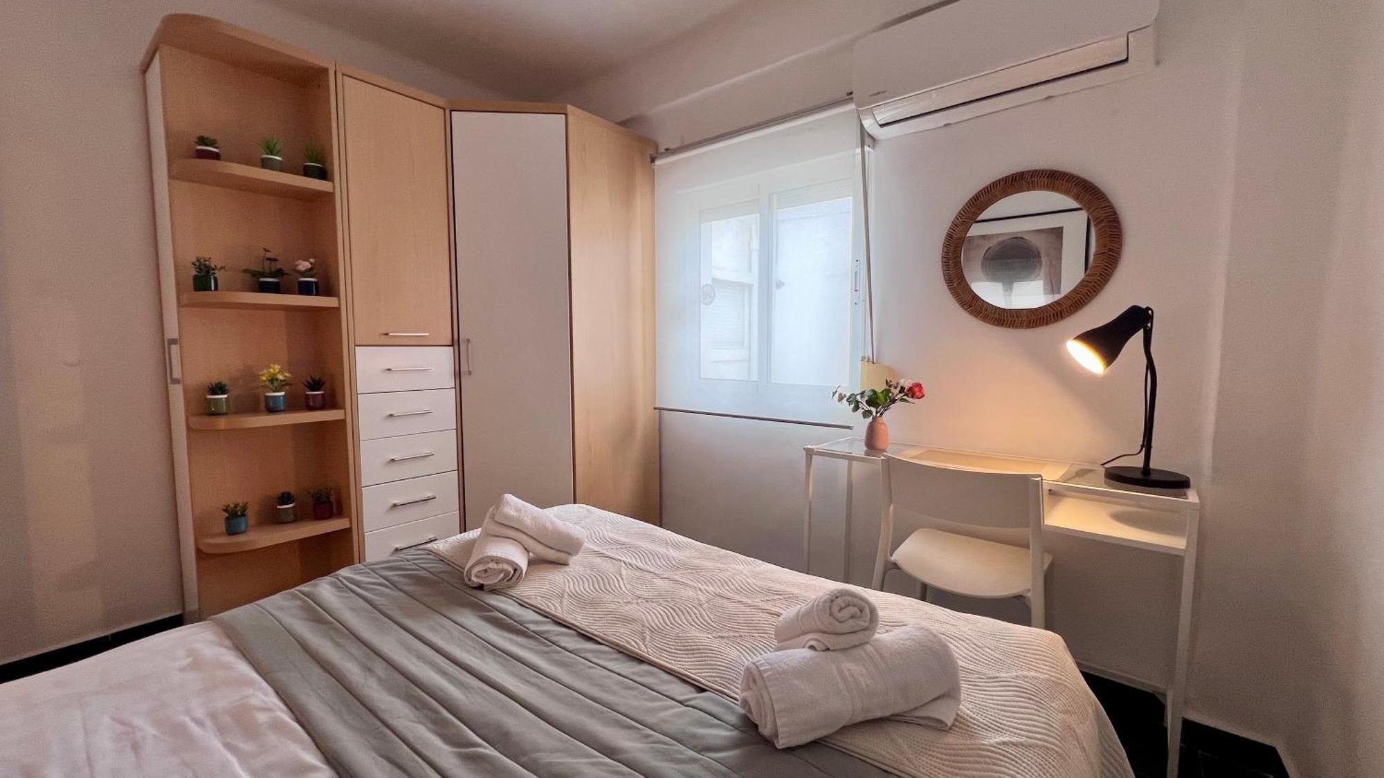 Cool, Modern And Snug 3br Peachy Appartement *