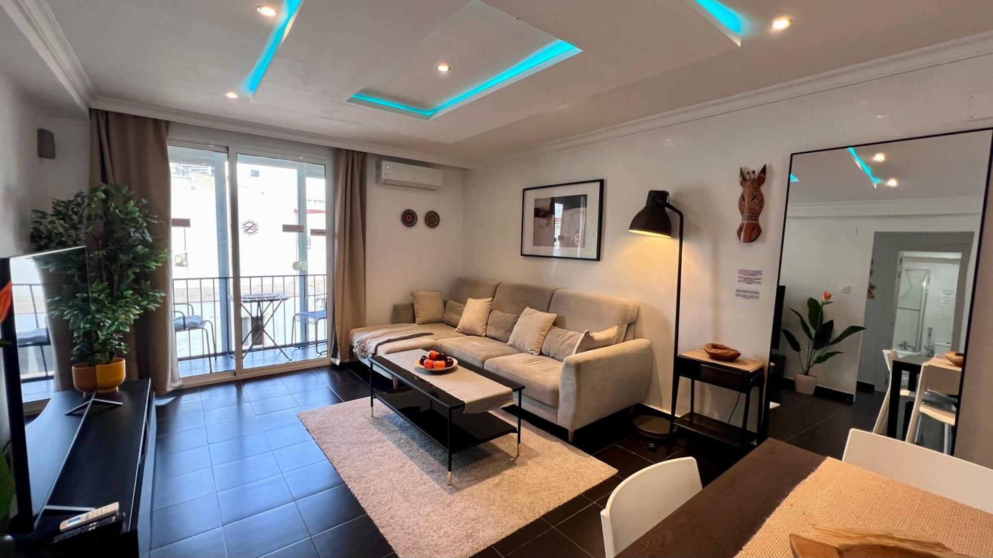 Appartement Cool, Modern And Snug 3br Peachy